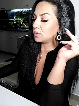 hot-babygirl online show from 11-04-25, 07:13