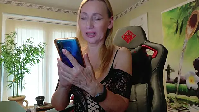 HotLana69 online show from 05-11-26, 04:04