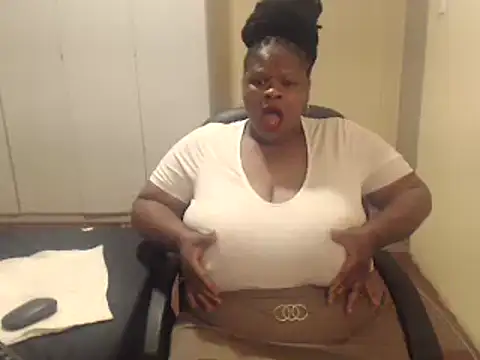 Snapshot of sweetnoziexx chatting on 02-02-25, 03:32 sweetnoziexx online show from 02-02-25, 03:32