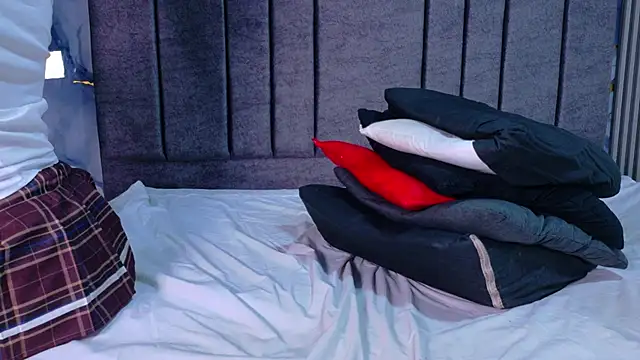 DANIK STAR online show from 11-14-25, 03:11