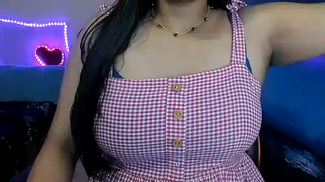 Snapshot of South_indian_tickly chatting on 01-02-25, 09:39 South indian tickly online show from 01-02-25, 09:39