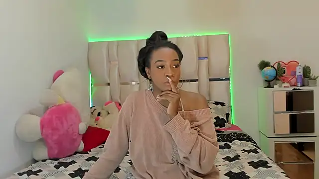 viioolleettaa online show from 12-17-24, 03:28