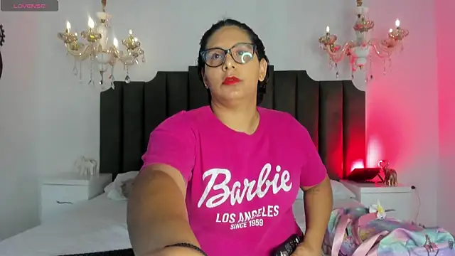 DanielleEvans  online show from 09-10-25, 11:43