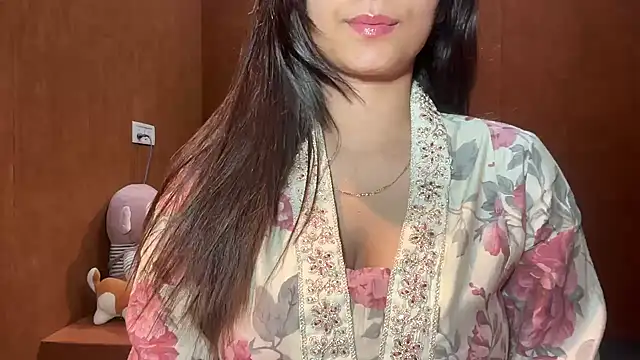 Snapshot of riya_stream chatting on 02-15-26, 03:20 riya stream online show from 02-15-26, 03:20