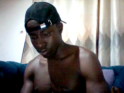 Snapshot of mclntz_bbc chatting on 07-30-26, 12:15 mclntz bbc online show from 07-30-26, 12:15