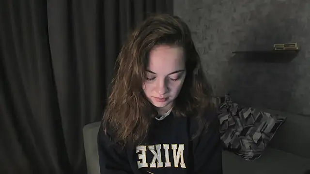 KristinaLoison online show from 04-24-26, 04:31