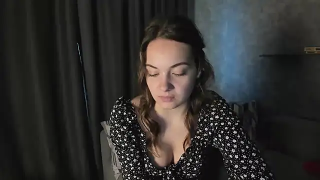 KristinaLoison online show from 04-25-26, 02:47