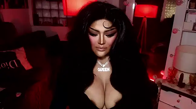 Snapshot of TiffanyWolf chatting on 01-06-25, 11:20 TiffanyWolf online show from 01-06-25, 11:20