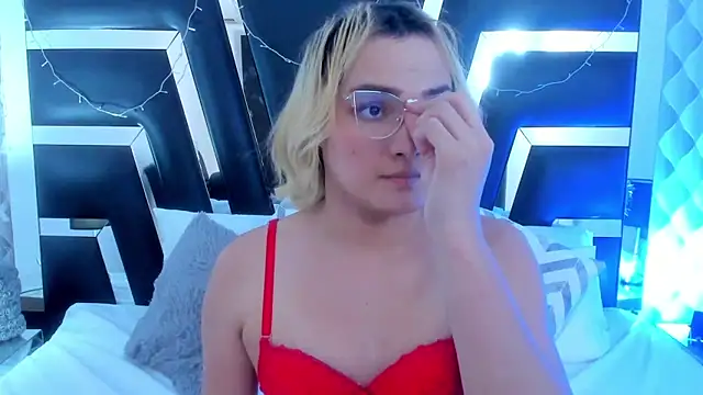 Snapshot of katya_kozlov chatting on 02-20-25, 04:07 katya kozlov online show from 02-20-25, 04:07