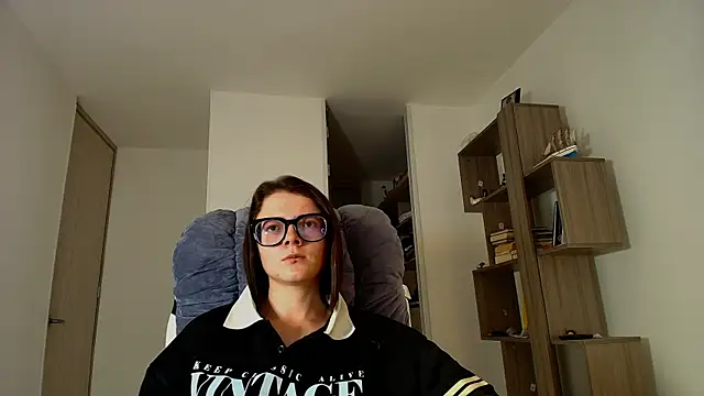 Arya starrk online show from 11-23-25, 01:55