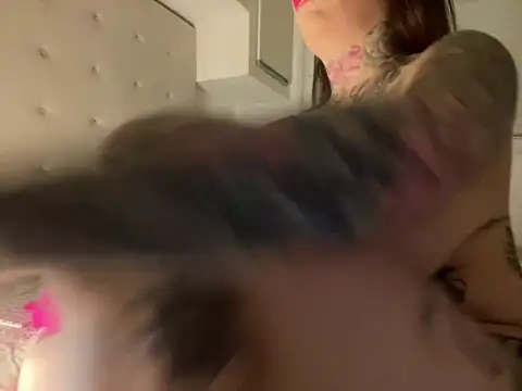 Snapshot of SabrinaRussel chatting on 12-18-24, 05:31 SabrinaRussel online show from 12-18-24, 05:31