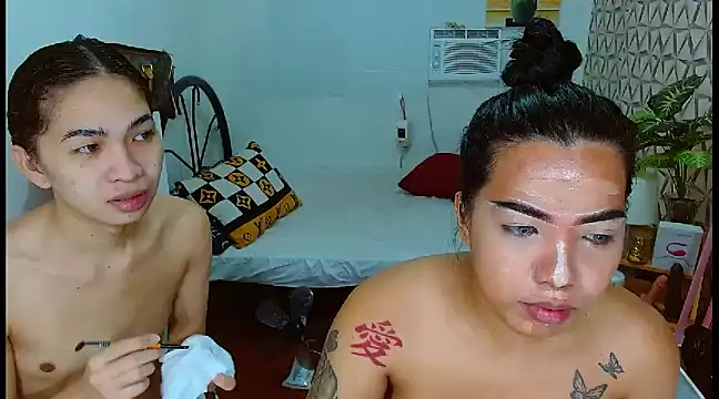 Snapshot of KeshaVictorina chatting on 12-12-24, 05:48 KeshaVictorina online show from 12-12-24, 05:48