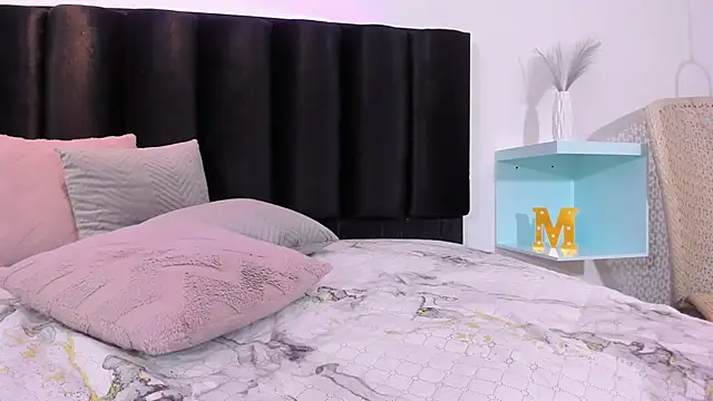 MauraGray online show from 01-15-25, 11:30