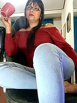 kelly dirty  online show from 04-21-26, 01:42