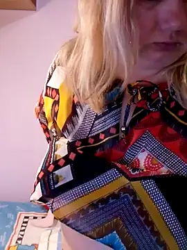 Snapshot of Lusi-777 chatting on 01-10-25, 05:02 Lusi-777 online show from 01-10-25, 05:02