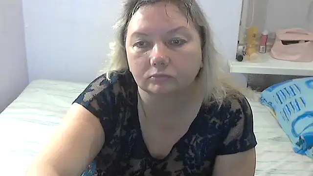 Snapshot of Lusi-777 chatting on 10-04-25, 04:38 Lusi-777 online show from 10-04-25, 04:38