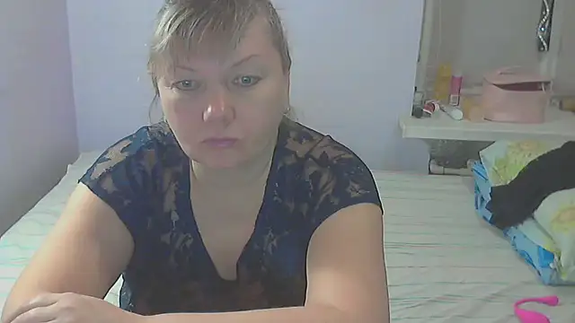 Snapshot of Lusi-777 chatting on 10-13-25, 04:40 Lusi-777 online show from 10-13-25, 04:40