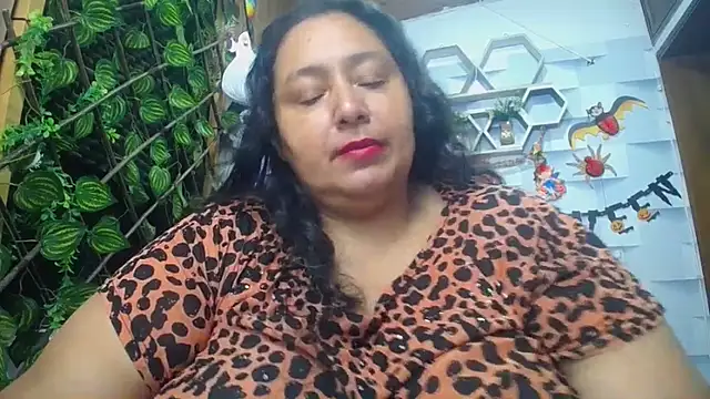 TistMature online show from 11-05-25, 01:11