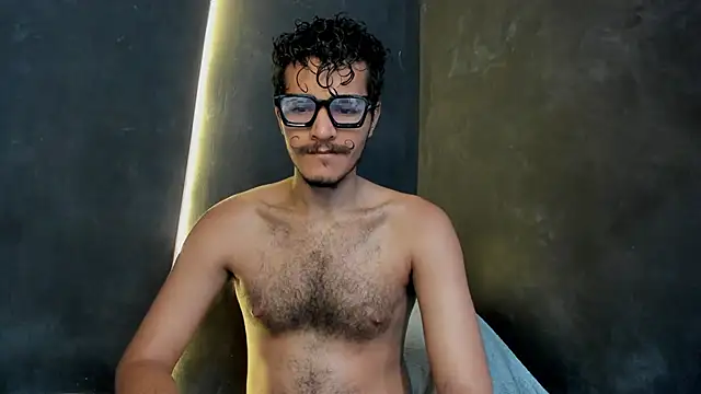 Snapshot of die_mond chatting on 11-06-25, 05:14 die mond online show from 11-06-25, 05:14