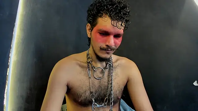 Snapshot of die_mond chatting on 12-16-25, 04:34 die mond online show from 12-16-25, 04:34