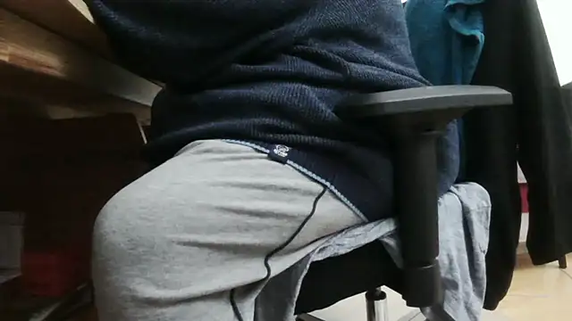 Snapshot of chubbysmallcock@xh chatting on 02-09-25, 03:34 chubbysmallcockxh online show from 02-09-25, 03:34