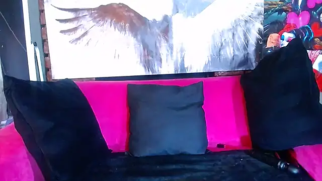 Snapshot of Ducheess chatting on 10-05-25, 03:49 Ducheess online show from 10-05-25, 03:49