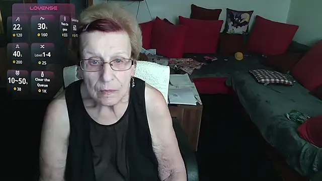 HeisseomaOriginal online show from 10-23-25, 07:07