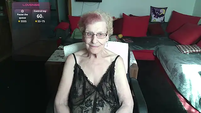 HeisseomaOriginal online show from 05-21-26, 07:04