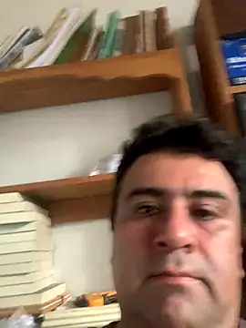 EmilianoGt online show from 10-01-25, 09:43