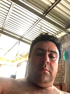 EmilianoGt online show from 10-11-25, 02:04