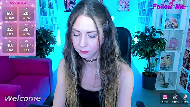 Snapshot of GrayceWild chatting on 01-17-25, 08:24 GrayceWild online show from 01-17-25, 08:24