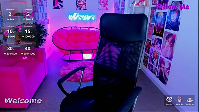 Snapshot of GrayceWild chatting on 01-31-25, 08:22 GrayceWild online show from 01-31-25, 08:22