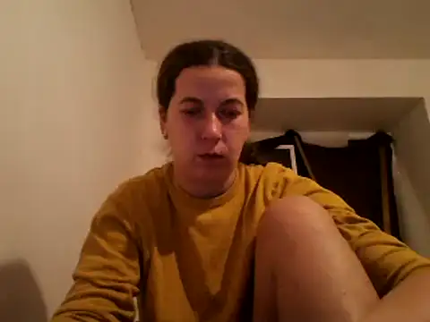 Snapshot of Tamilashaa chatting on 12-28-24, 06:29 Tamilashaa online show from 12-28-24, 06:29