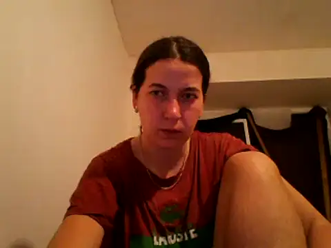 Snapshot of Tamilashaa chatting on 02-03-25, 07:00 Tamilashaa online show from 02-03-25, 07:00