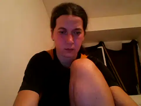 Snapshot of Tamilashaa chatting on 03-10-25, 07:07 Tamilashaa online show from 03-10-25, 07:07