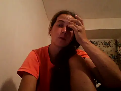 Snapshot of Tamilashaa chatting on 09-17-25, 06:20 Tamilashaa online show from 09-17-25, 06:20