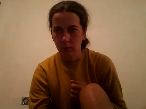 Snapshot of Tamilashaa chatting on 09-29-25, 06:40 Tamilashaa online show from 09-29-25, 06:40