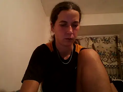 Snapshot of Tamilashaa chatting on 10-10-25, 05:34 Tamilashaa online show from 10-10-25, 05:34