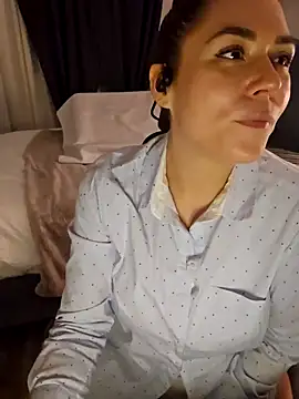 Ellie-L-Elizabeth online show from 02-05-25, 02:19