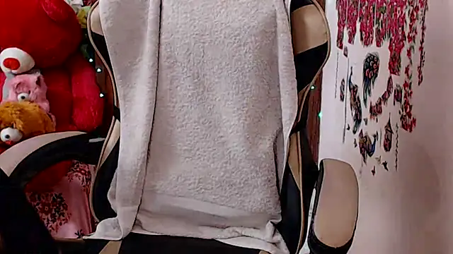 Naughty Kashish online show from 04-28-26, 05:23