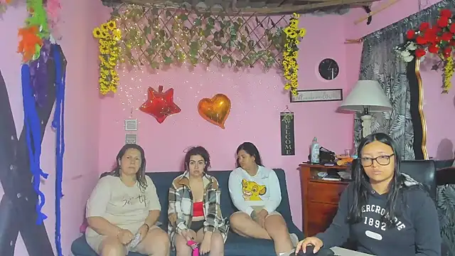 lesbiancuple online show from 03-28-26, 11:32