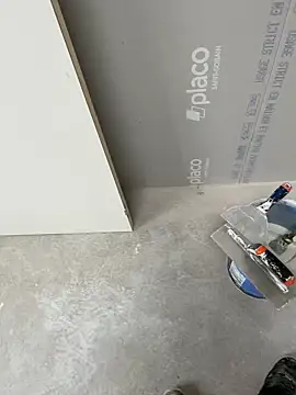 Snapshot of RenaudS-02 chatting on 12-05-24, 11:49 RenaudS-02 online show from 12-05-24, 11:49