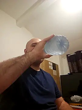 Snapshot of mario890605 chatting on 02-19-25, 11:36 mario890605 online show from 02-19-25, 11:36