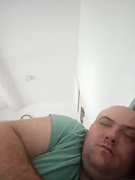 Snapshot of mario890605 chatting on 09-14-25, 08:46 mario890605 online show from 09-14-25, 08:46