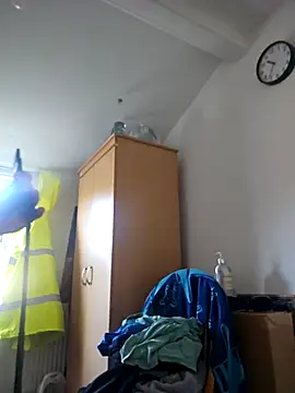 Snapshot of mario890605 chatting on 11-25-25, 10:37 mario890605 online show from 11-25-25, 10:37