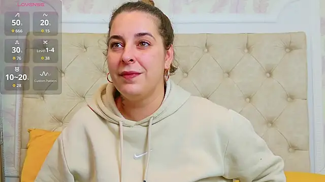 KarinaNoir online show from 11-07-25, 04:56