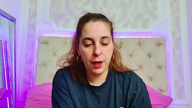 KarinaNoir online show from 04-03-26, 04:10