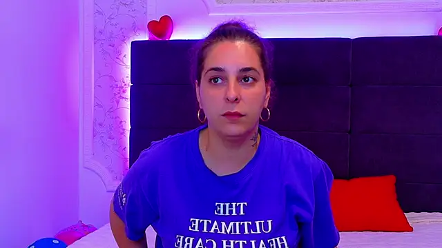 KarinaNoir online show from 05-27-26, 03:58