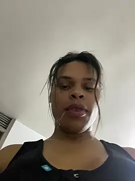  diamondpamela online show from 05-19-26, 01:56