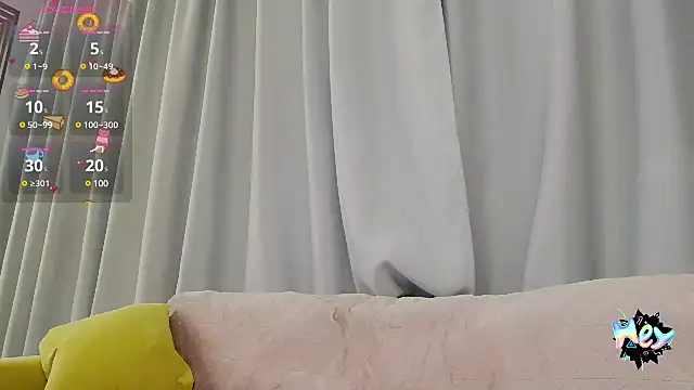 Snapshot of crystalmoon___ chatting on 02-19-25, 10:42 crystalmoon    online show from 02-19-25, 10:42